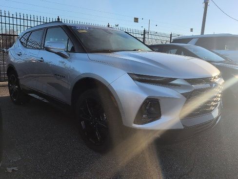 Used 2021 Chevrolet Blazer RS w/ Enhanced Convenience Package image 3