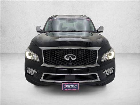 Used 2017 INFINITI QX80 4WD w/ Deluxe Technology Package image 2