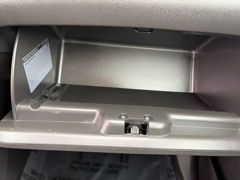 Used 2022 Buick Encore Preferred w/ Safety Package image 34