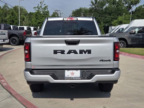 New 2026 RAM 1500 Express AWD/4WD image 4