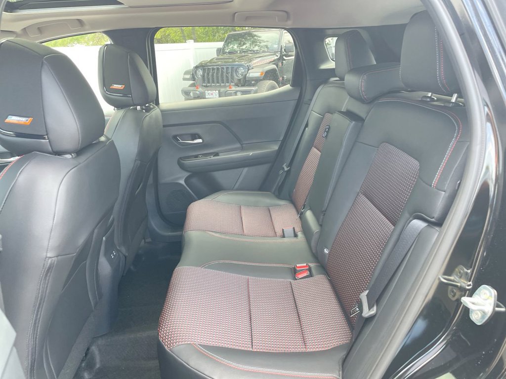 Certified 2026 Nissan Kicks SR w/ SR Premium Package AWD/4WD image 66