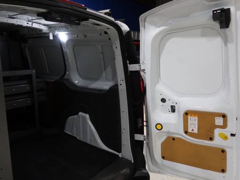 Used 2022 Ford Transit Connect XL FWD image 17