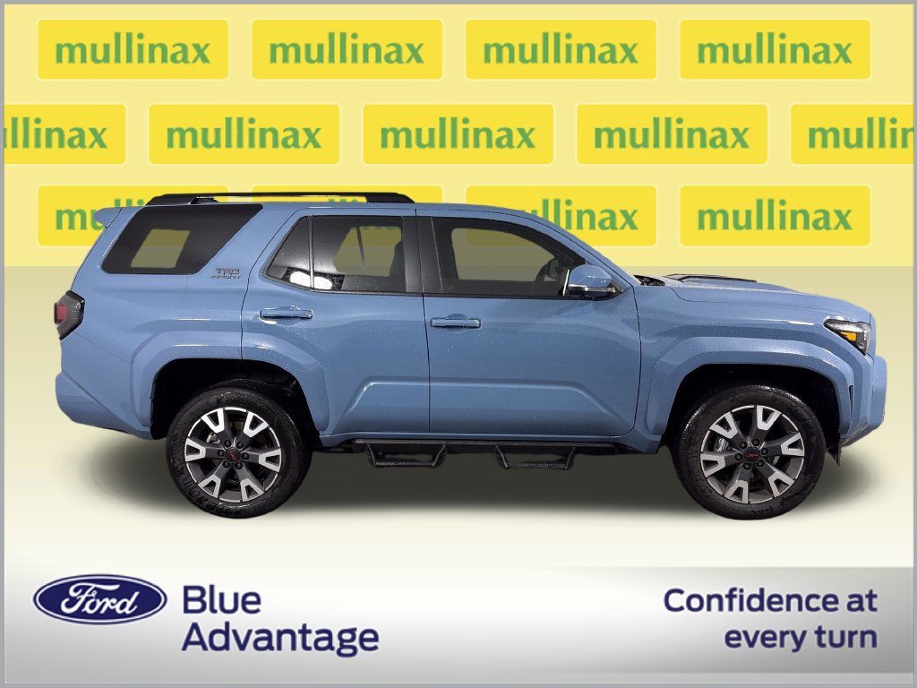 Used 2026 Toyota 4Runner TRD Sport Premium AWD/4WD image 2