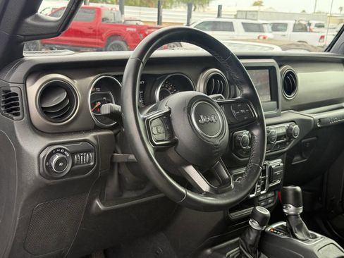 Used 2021 Jeep Wrangler Unlimited Sport image 21