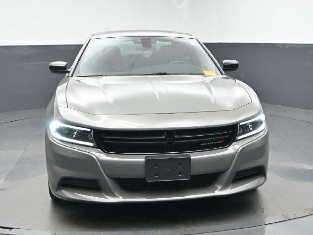 Used 2023 Dodge Charger SXT w/ Cold Weather Package RWD image 2