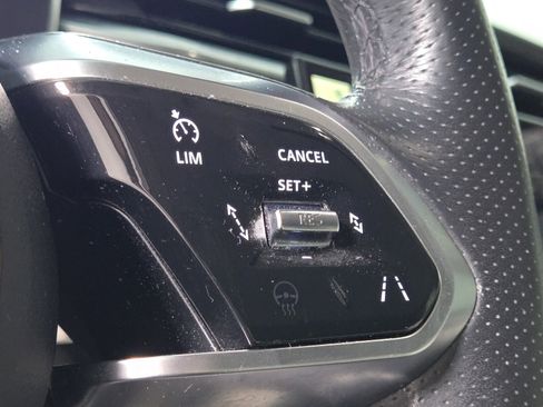 Used 2023 Jaguar F-PACE R-Dynamic S image 23