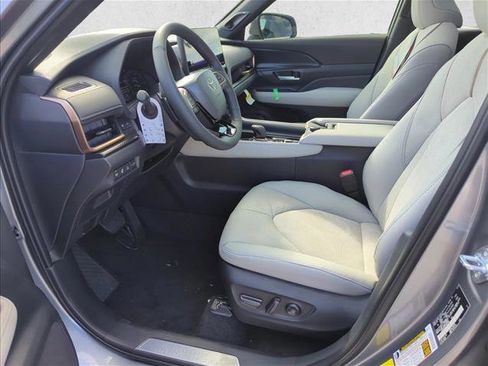 New 2026 Toyota Grand Highlander AWD Hybrid image 12