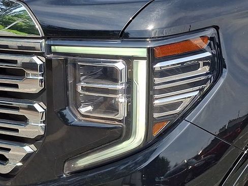 Used 2023 GMC Sierra 1500 Denali AWD/4WD image 30