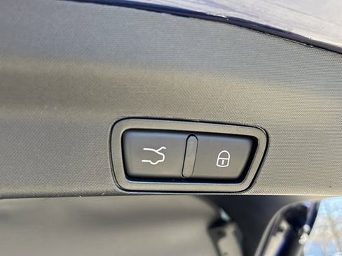 Used 2021 Alfa Romeo Stelvio Ti image 10