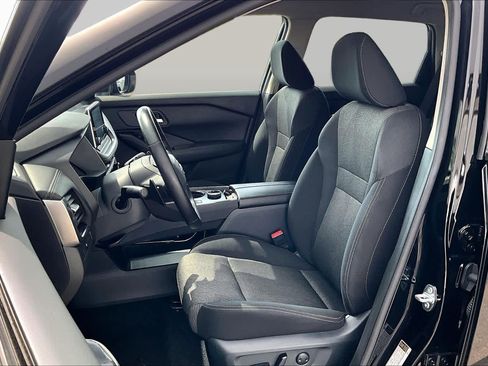 Certified 2025 Nissan Rogue SV AWD/4WD image 8
