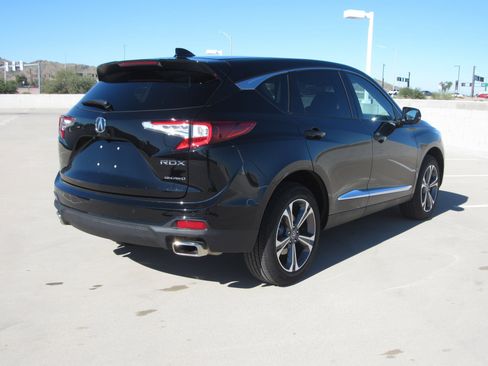 Certified 2025 Acura RDX SH-AWD w/ Technology Package image 5