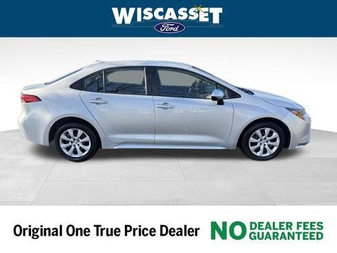 Used 2024 Toyota Corolla LE image 6