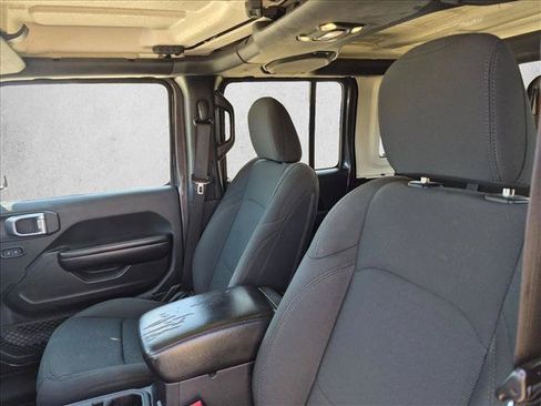 Used 2021 Jeep Wrangler Unlimited Sport AWD/4WD image 7