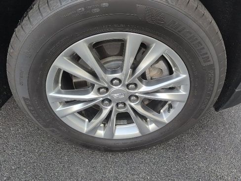 Used 2020 Cadillac XT5 Premium Luxury image 6