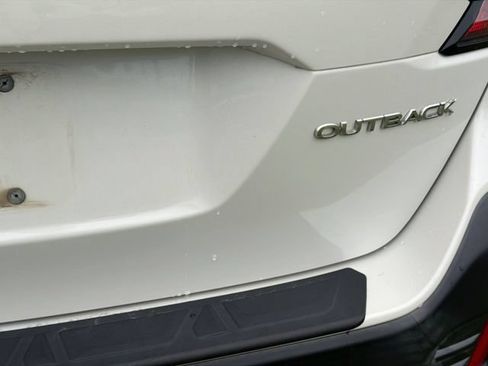 Used 2020 Subaru Outback Premium w/ Popular Package #1 AWD/4WD image 11