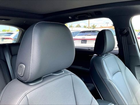New 2026 Audi Q7 3.0T Premium Plus AWD/4WD image 22
