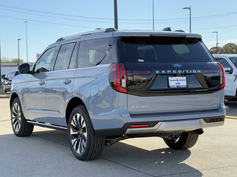 New 2025 Ford Expedition Platinum w/ Driver's Package image 35