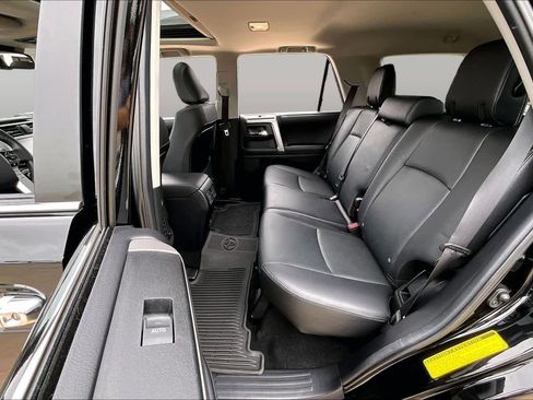 Used 2023 Toyota 4Runner Limited AWD/4WD image 19