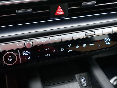 Certified 2025 Hyundai Ioniq 6 Limited image 35