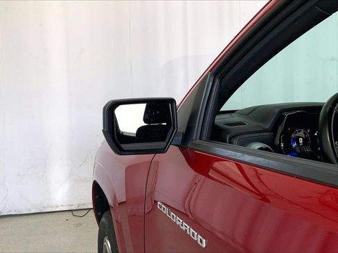 Used 2023 Chevrolet Colorado LT RWD image 10