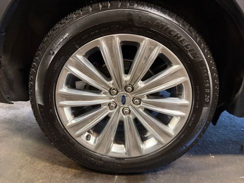 Used 2024 Ford Explorer Limited w/ Limited Technology Package AWD/4WD image 27