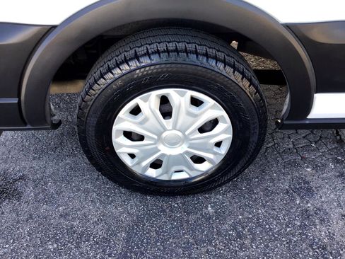 Used 2021 Ford Transit 350 XLT image 44