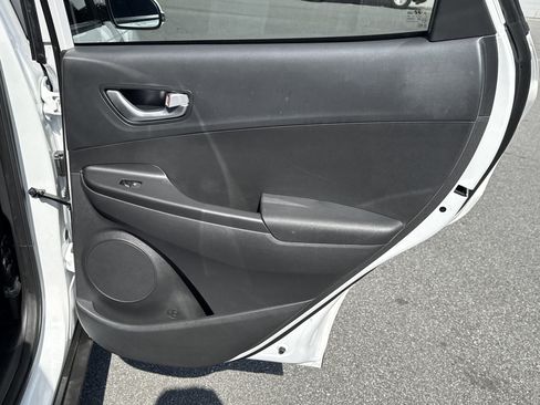Used 2023 Hyundai Kona SEL w/ Convenience Package image 21
