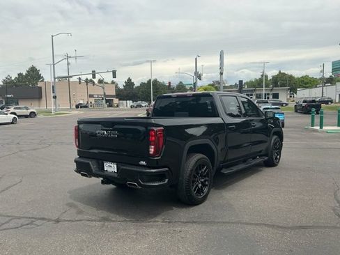 Used 2024 GMC Sierra 1500 Elevation w/ Elevation Premium Package AWD/4WD image 3
