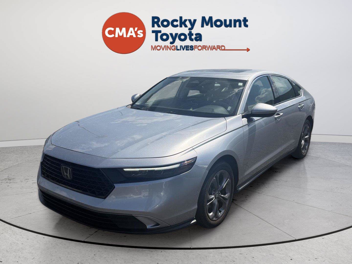 Used 2024 Honda Accord EX image 1