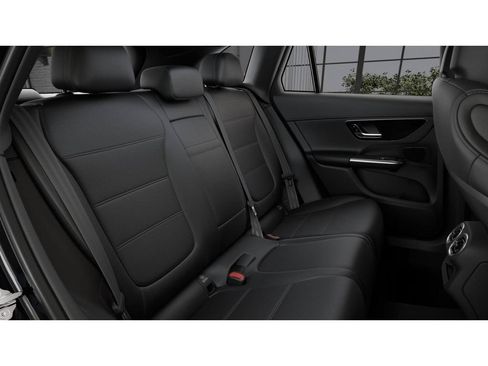 New 2027 Mercedes-Benz GLC 300 4MATIC image 5