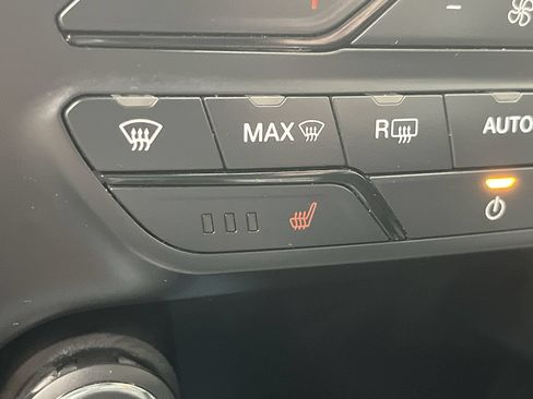 Used 2019 Ford Ranger XLT w/ Equipment Group 302A Luxury AWD/4WD image 22