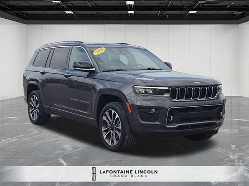 Used 2021 Jeep Grand Cherokee L Overland w/ Luxury Tech Group IV AWD/4WD image 7