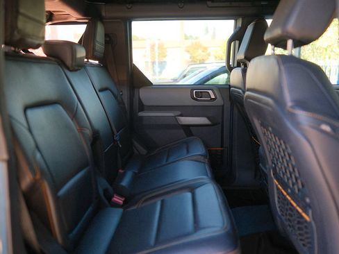 Used 2021 Ford Bronco Badlands w/ Sasquatch Package AWD/4WD image 34