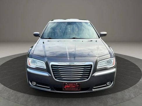 Used 2013 Chrysler 300 AWD w/ Driver Convenience Group image 2