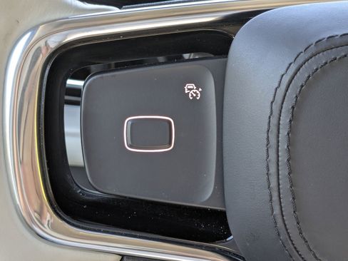 Certified 2025 Lincoln Navigator Reserve image 31