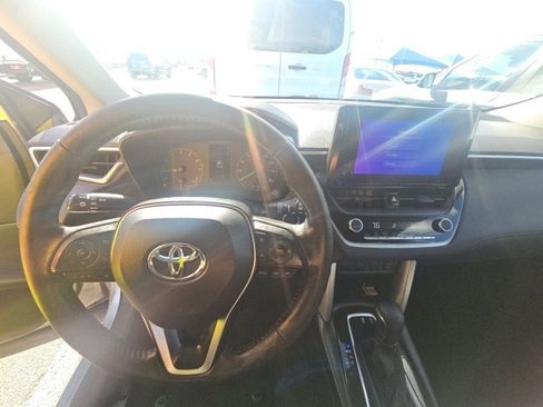 Used 2023 Toyota Corolla Cross LE image 22