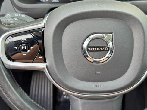 Used 2020 Volvo XC90 T8 Momentum w/ Protection Package Premier AWD/4WD image 22