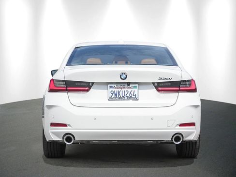 Used 2026 BMW 330i Sedan w/ Convenience Package RWD image 5