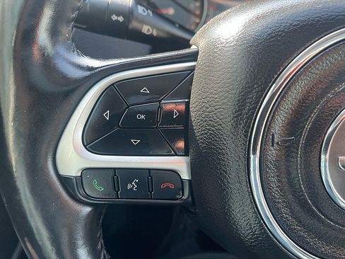 Used 2018 Jeep Compass Latitude w/ Popular Equipment Group AWD/4WD image 27