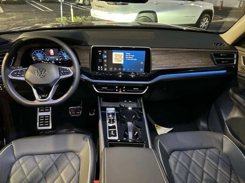 New 2026 Volkswagen Atlas SEL Premium R-Line AWD/4WD image 15