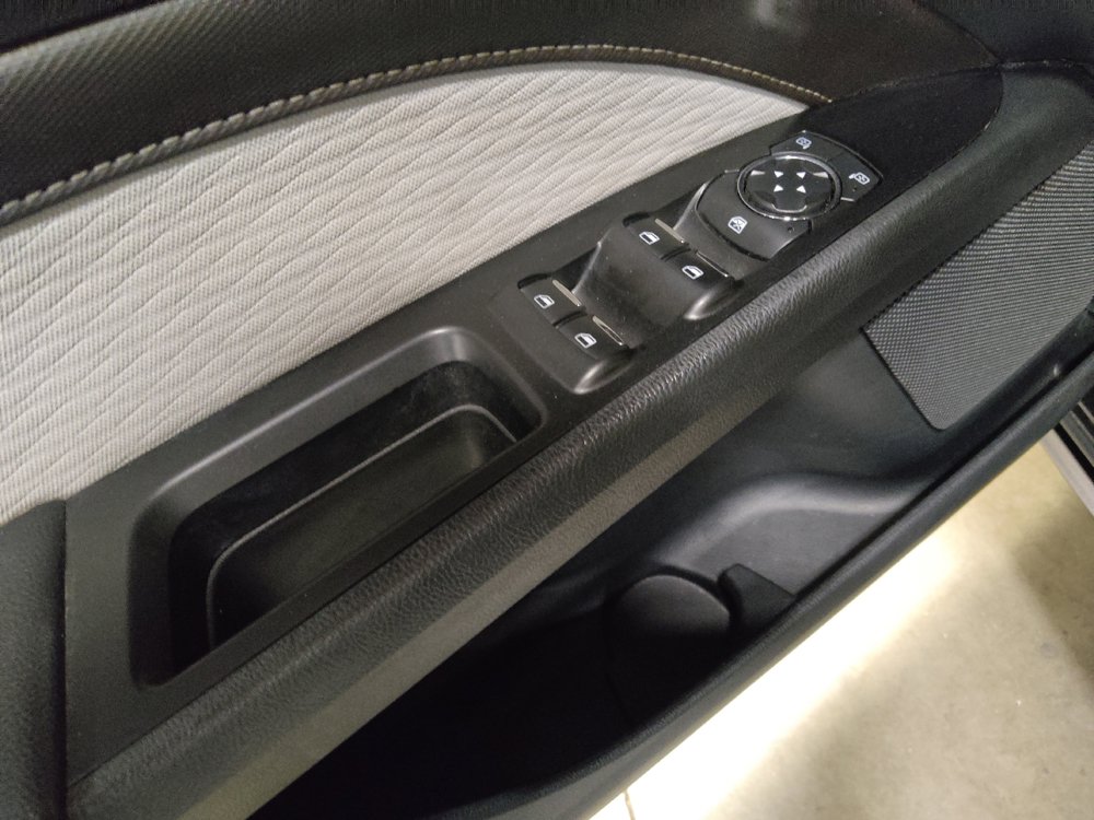 Used 2019 Ford Fusion SE w/ Equipment Group 151A FWD image 27