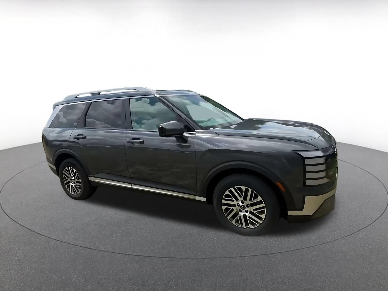 Used 2026 Hyundai Palisade SEL FWD image 2