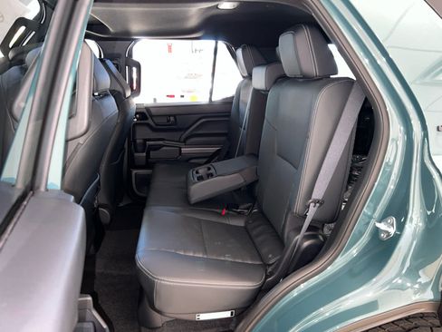 New 2026 Toyota 4Runner TRD Off-Road Premium AWD/4WD image 11