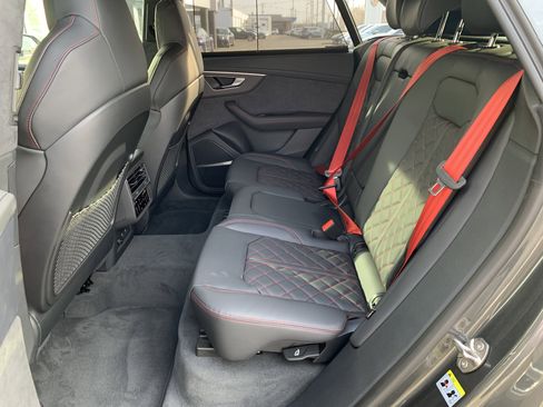New 2026 Audi SQ8 Prestige image 25