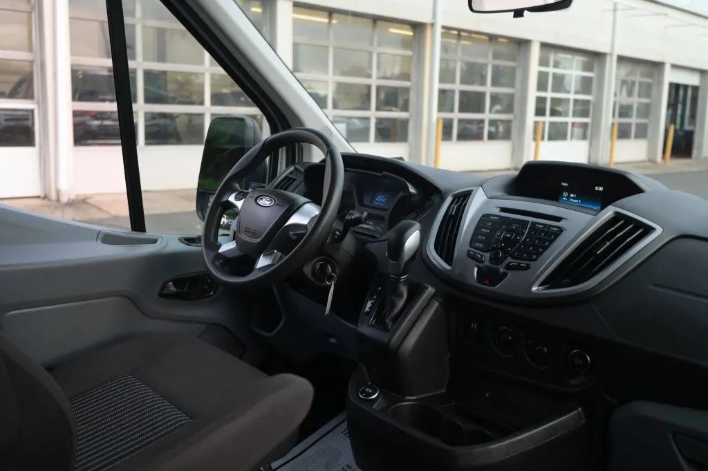 Used 2019 Ford Transit 350 XLT RWD image 43