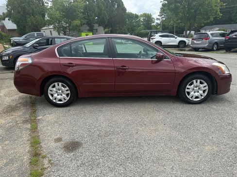 Used 2012 Nissan Altima 2.5 S FWD image 6