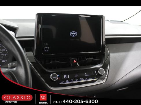 Used 2023 Toyota Corolla LE image 9