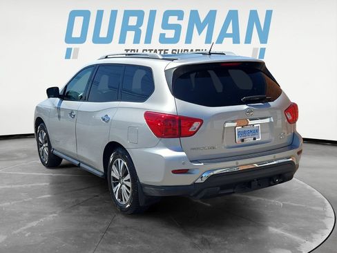 Used 2017 Nissan Pathfinder SL w/ SL Premium Package AWD/4WD image 4
