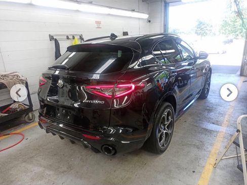 Used 2024 Alfa Romeo Stelvio Veloce AWD/4WD image 5