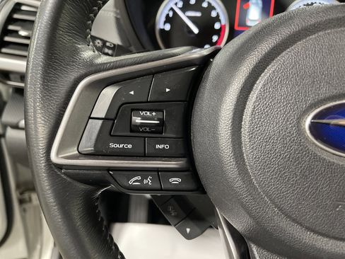 Used 2021 Subaru Forester Limited image 18